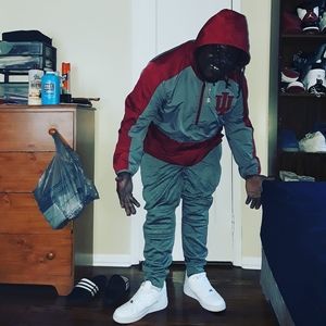 Meet your Posher, Chise